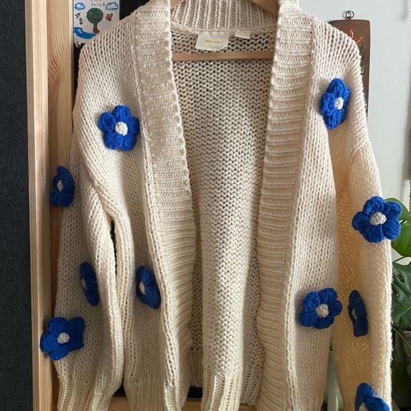 Anthropologie Maeve The Susannah 3D Flower Cardigan Sweater. - Picture 3 of 7